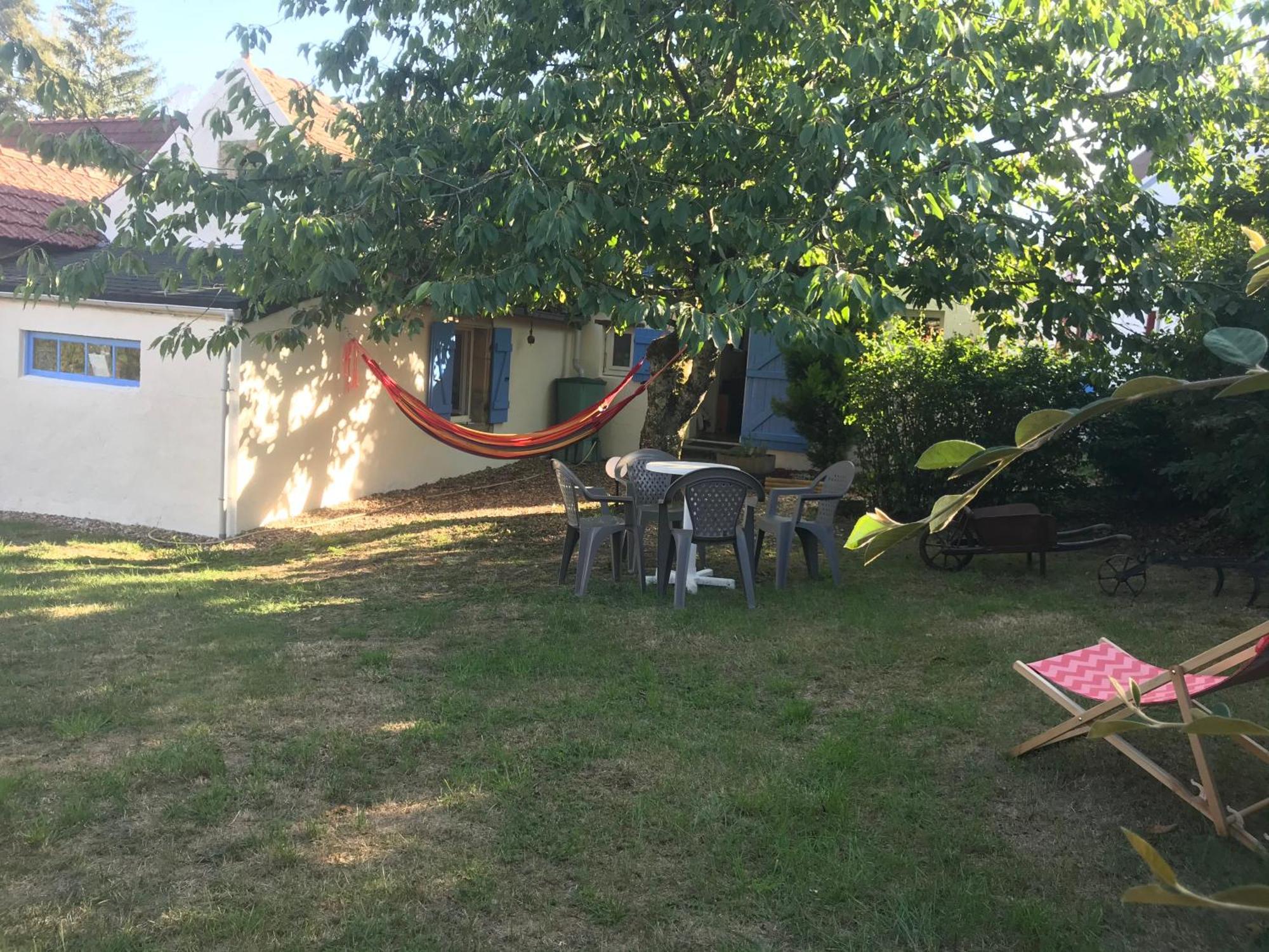 Maisonnette De Charme Climatisee La Machine Esterno foto