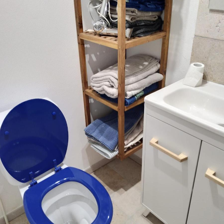 Maisonnette De Charme Climatisee La Machine Esterno foto